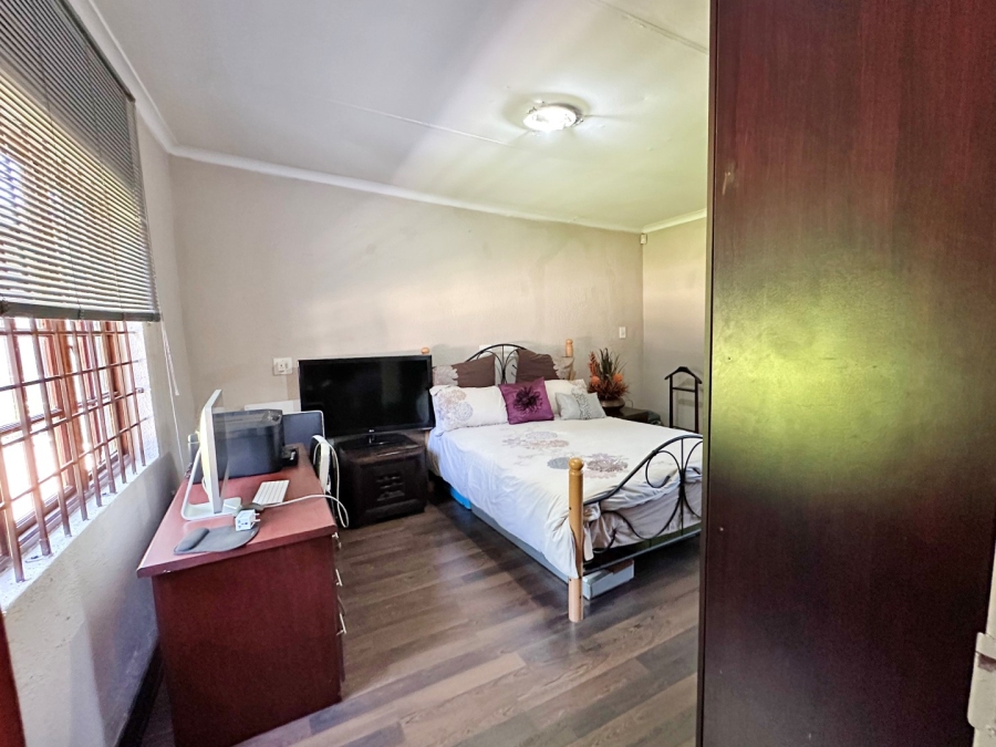 4 Bedroom Property for Sale in Paulshof Gauteng