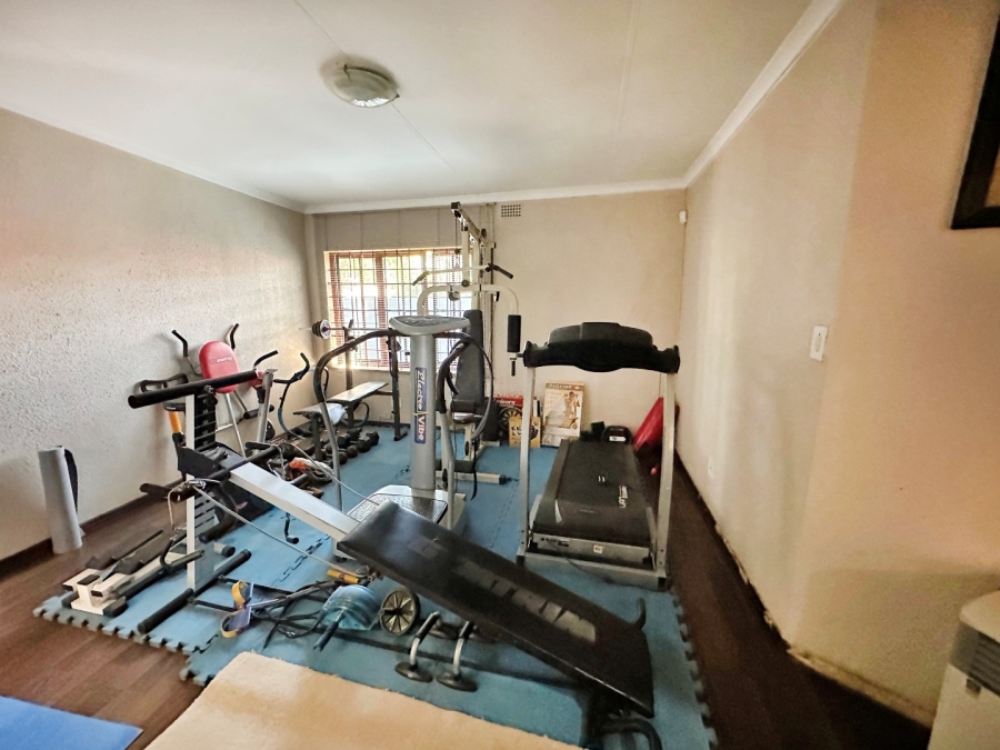 4 Bedroom Property for Sale in Paulshof Gauteng