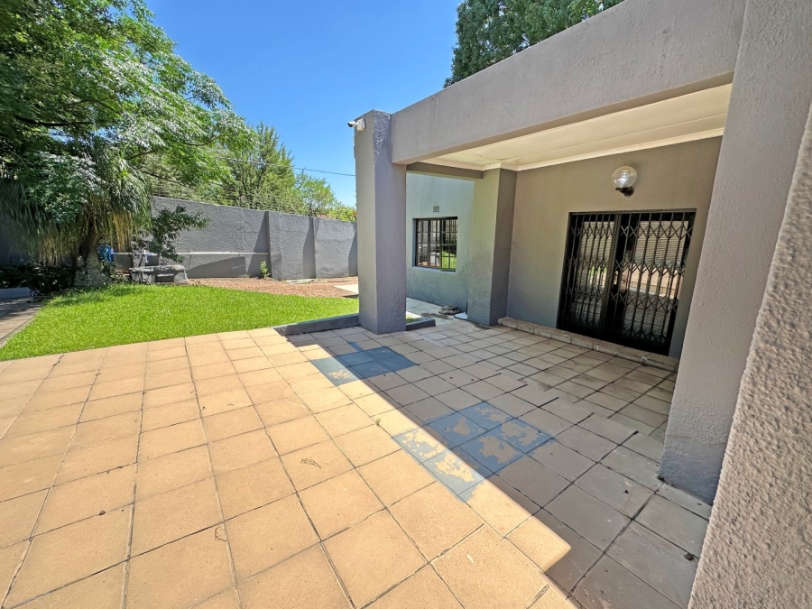 4 Bedroom Property for Sale in Paulshof Gauteng