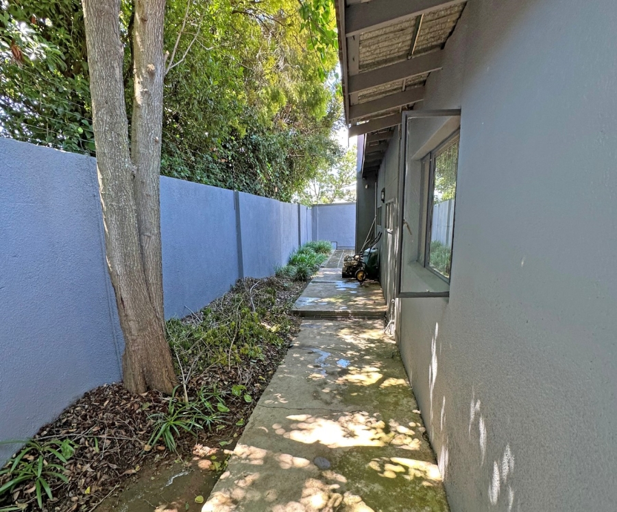 4 Bedroom Property for Sale in Paulshof Gauteng