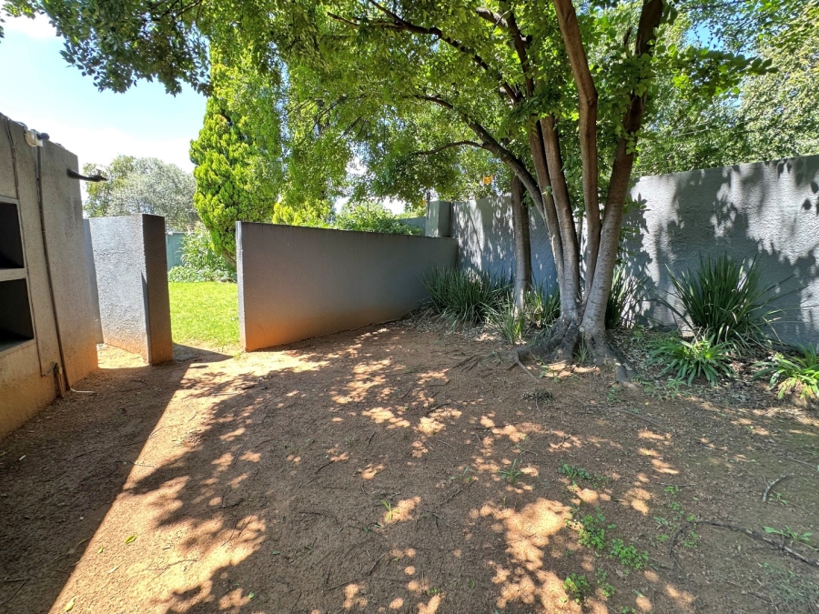 4 Bedroom Property for Sale in Paulshof Gauteng