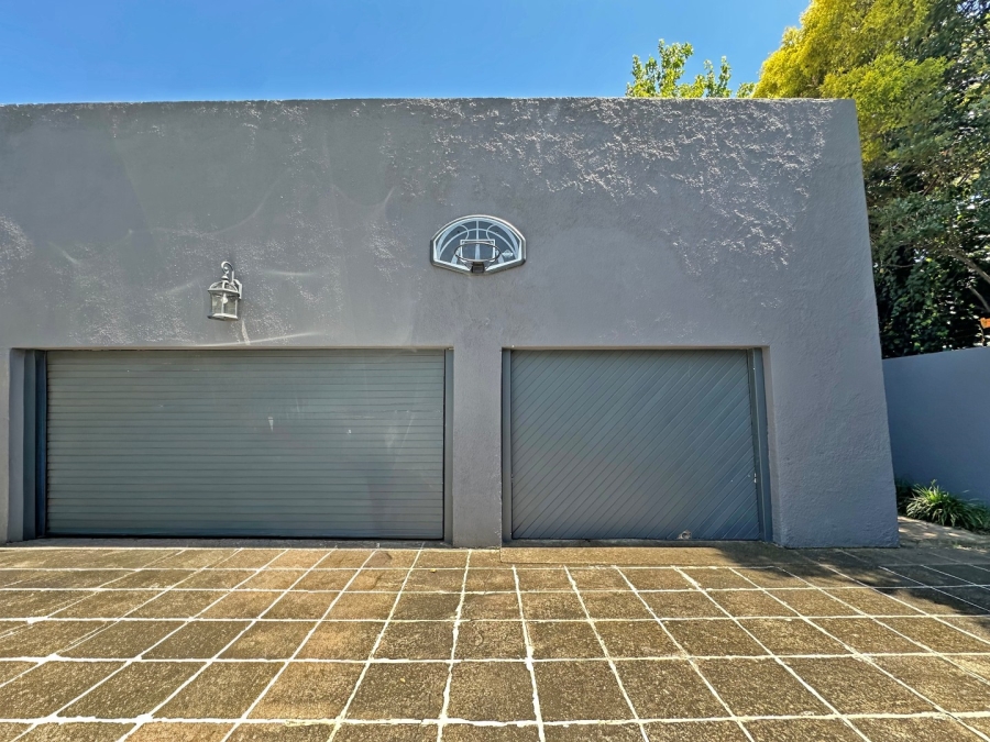 4 Bedroom Property for Sale in Paulshof Gauteng