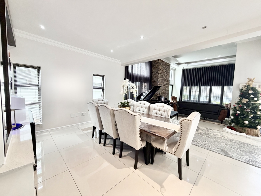 4 Bedroom Property for Sale in Blue Valley Golf Estate Gauteng