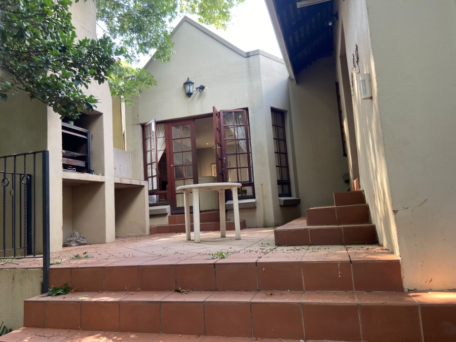To Let 2 Bedroom Property for Rent in Northcliff Gauteng