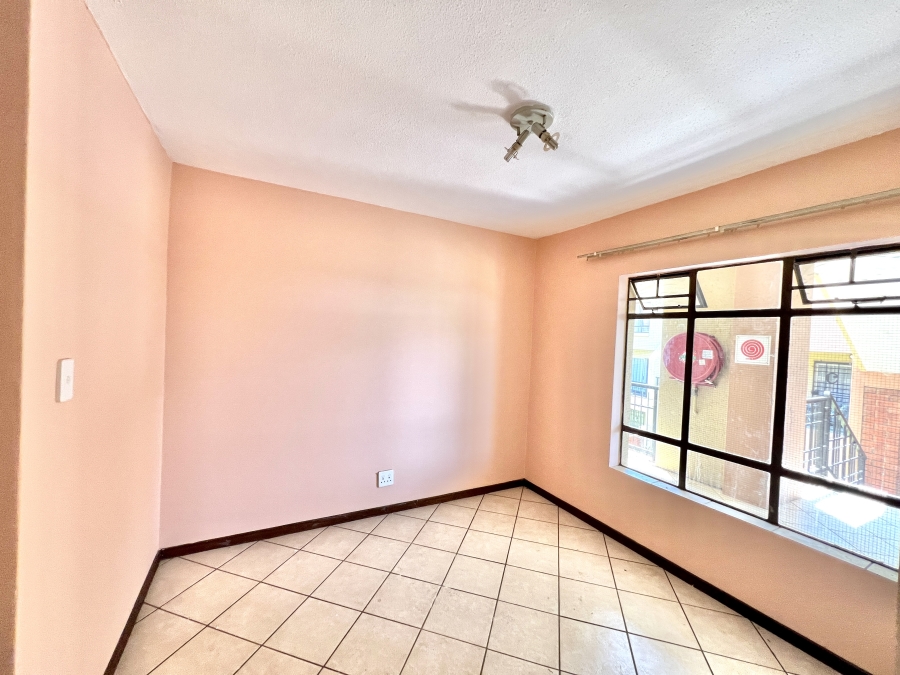 1 Bedroom Property for Sale in Sagewood Gauteng