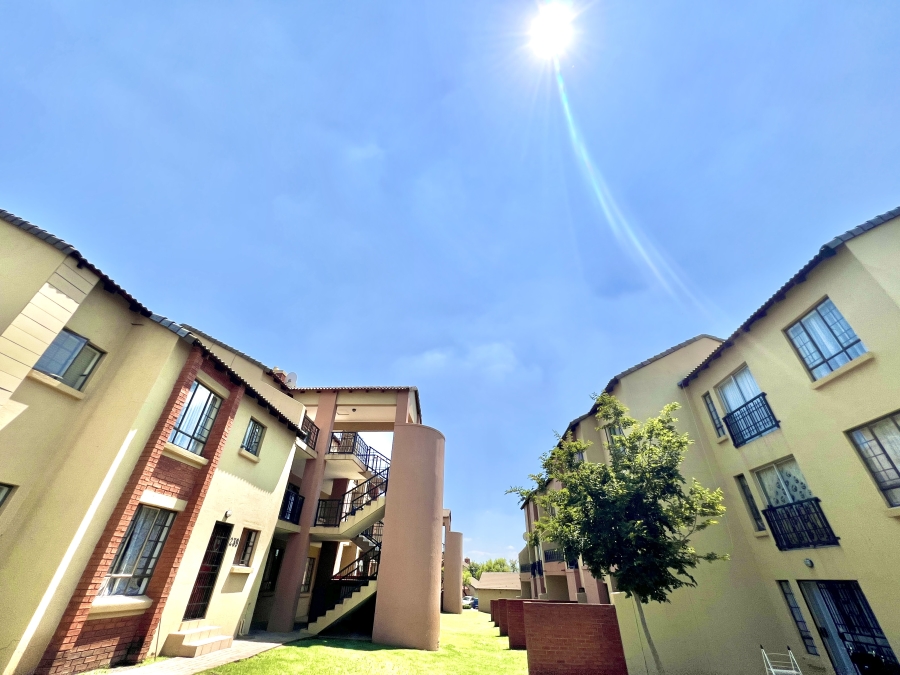 1 Bedroom Property for Sale in Sagewood Gauteng