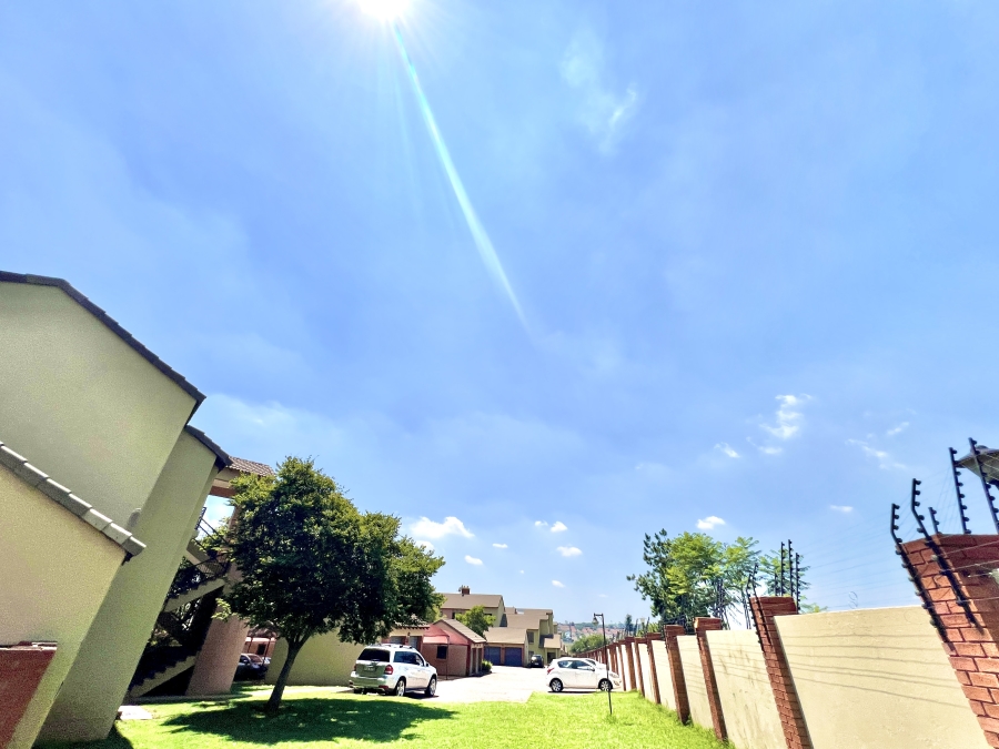1 Bedroom Property for Sale in Sagewood Gauteng