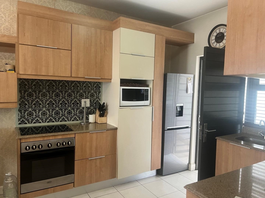 2 Bedroom Property for Sale in Edenburg Gauteng
