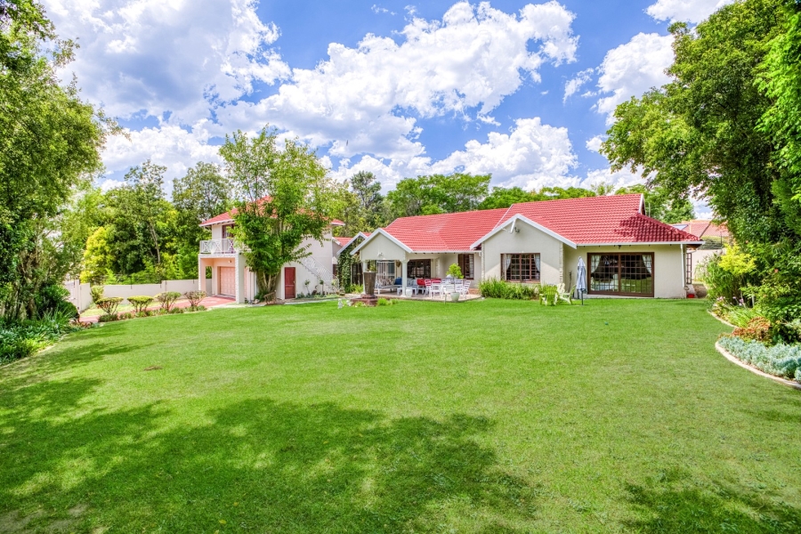 3 Bedroom Property for Sale in Lonehill Gauteng