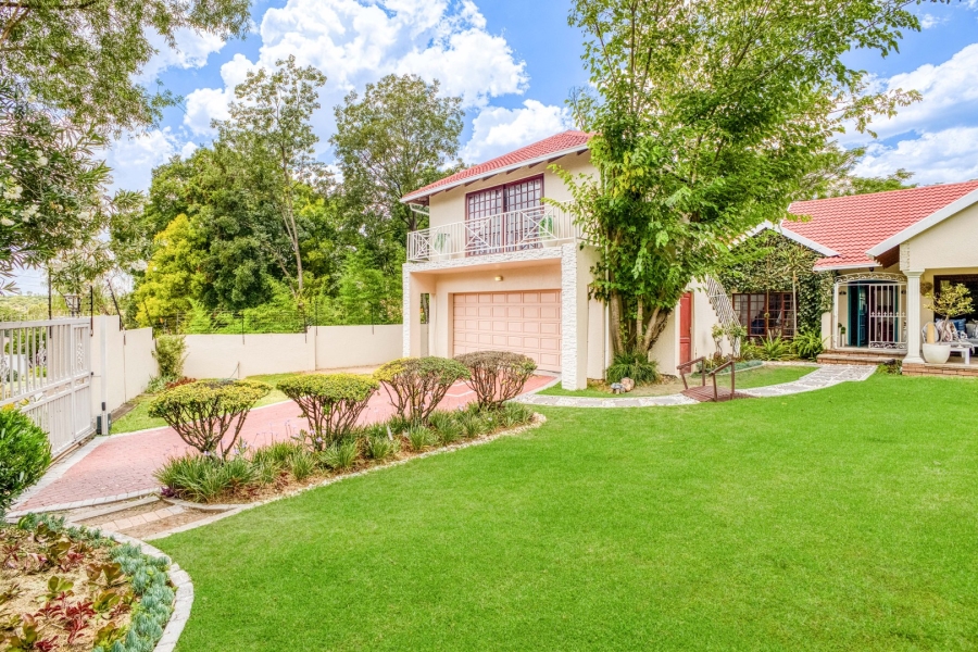 3 Bedroom Property for Sale in Lonehill Gauteng