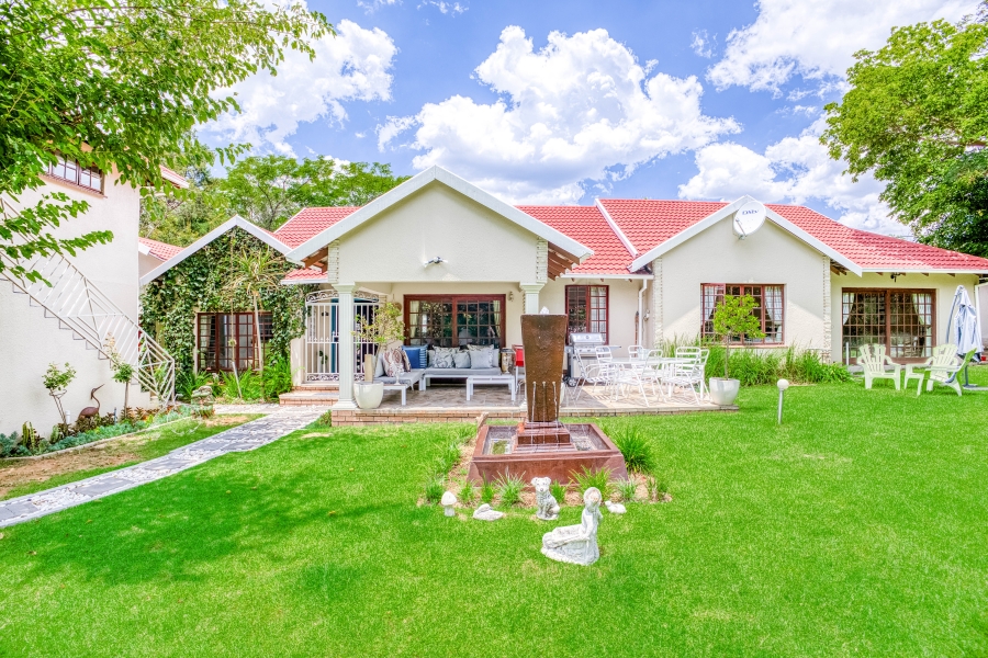 3 Bedroom Property for Sale in Lonehill Gauteng