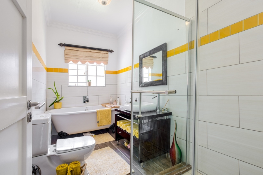 3 Bedroom Property for Sale in Lonehill Gauteng