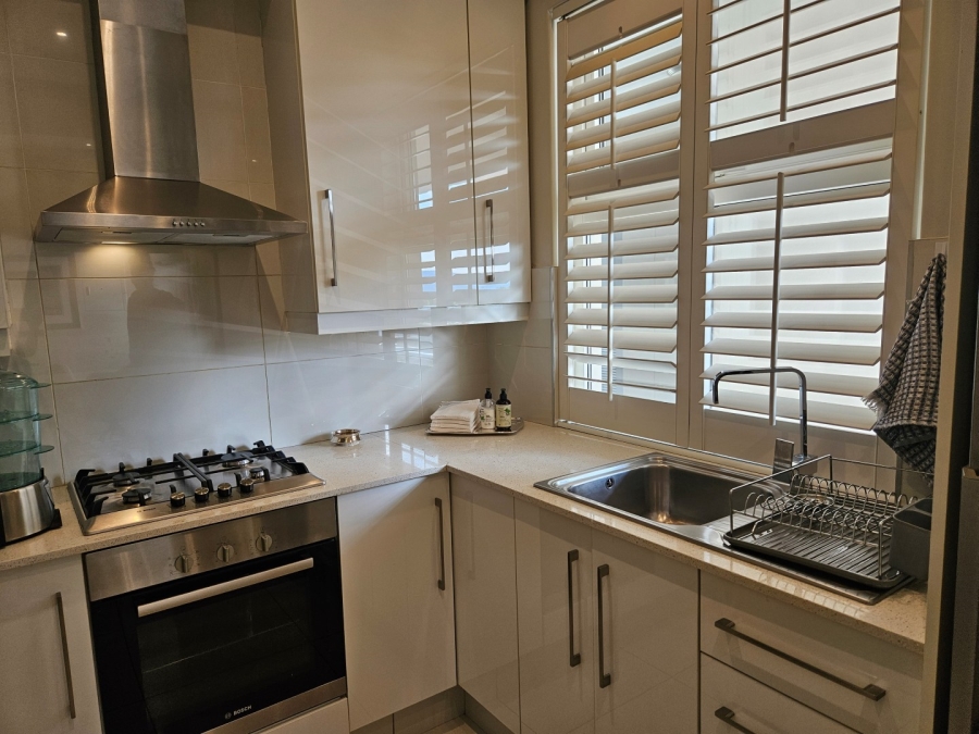 To Let 1 Bedroom Property for Rent in Dunkeld Gauteng