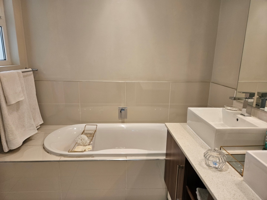 To Let 1 Bedroom Property for Rent in Dunkeld Gauteng