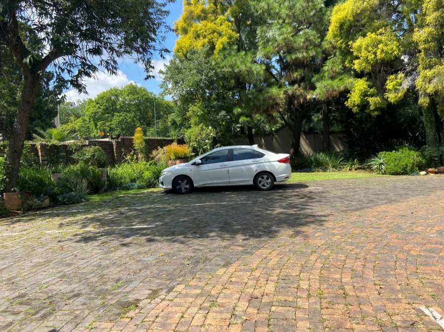 To Let 1 Bedroom Property for Rent in Northcliff Gauteng