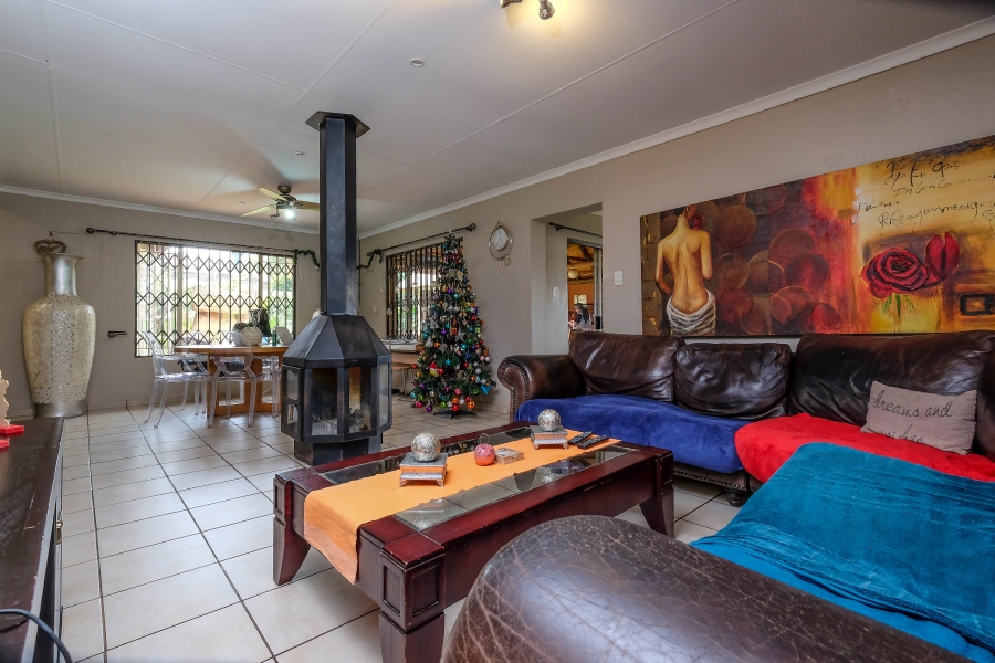 4 Bedroom Property for Sale in Rangeview Gauteng
