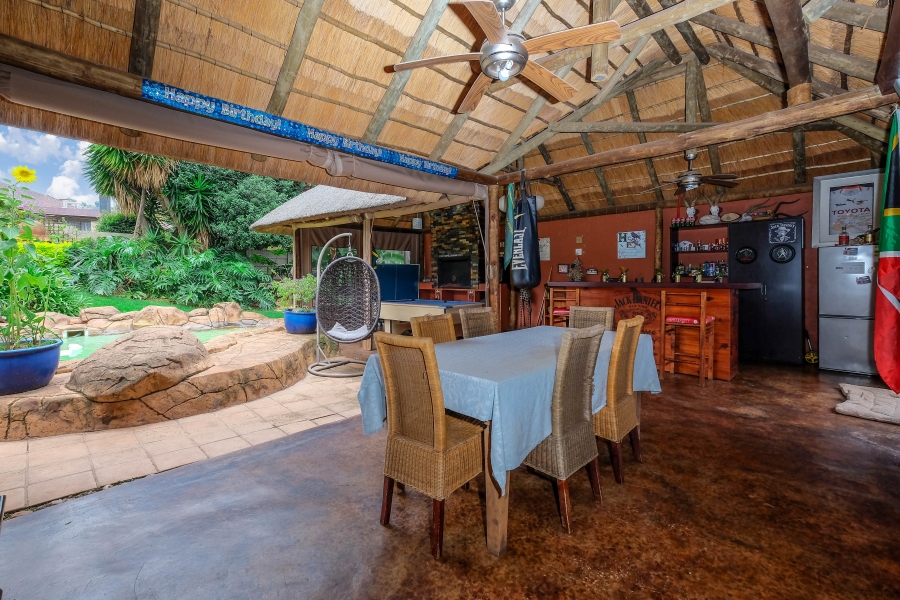 4 Bedroom Property for Sale in Rangeview Gauteng