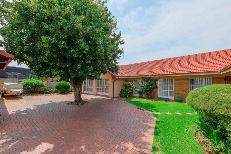 3 Bedroom Property for Sale in Florida Glen Gauteng