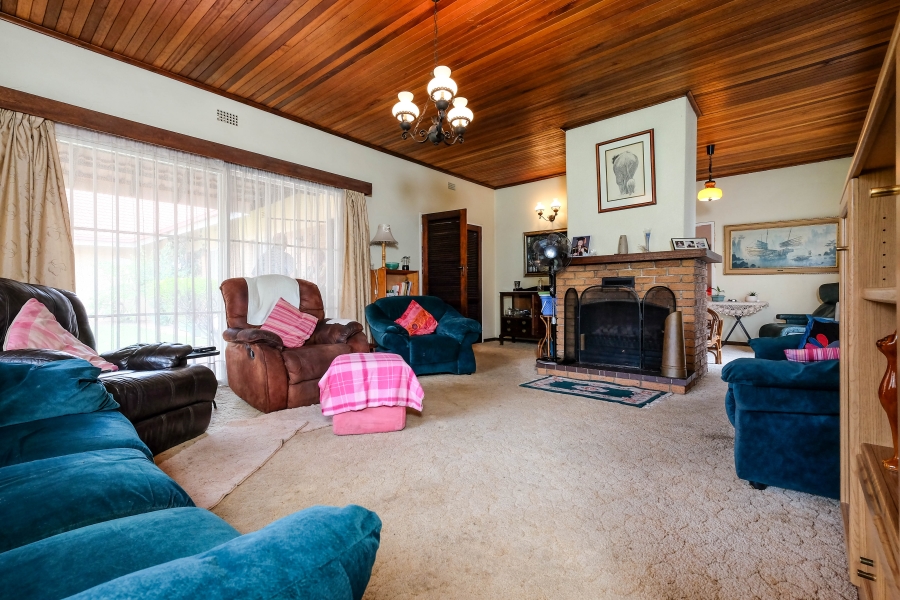 3 Bedroom Property for Sale in Florida Glen Gauteng