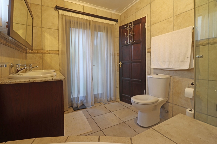 4 Bedroom Property for Sale in Klevehill Park Gauteng