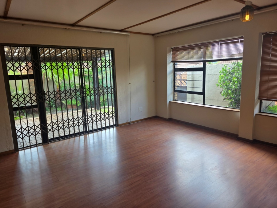 2 Bedroom Property for Sale in Bryanston Gauteng