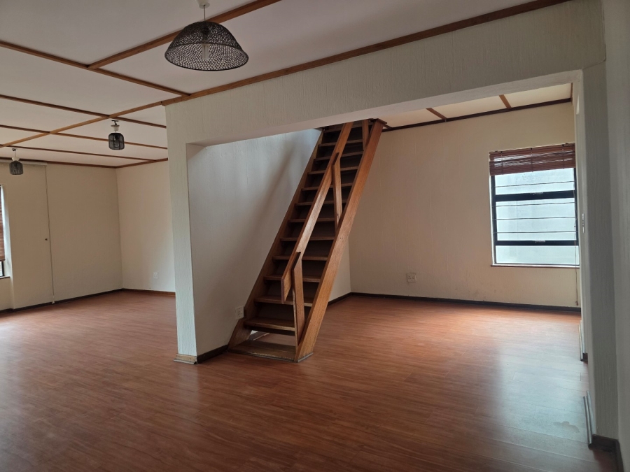 2 Bedroom Property for Sale in Bryanston Gauteng