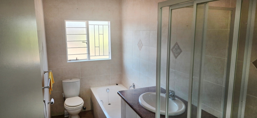 To Let 3 Bedroom Property for Rent in Morningside Gauteng