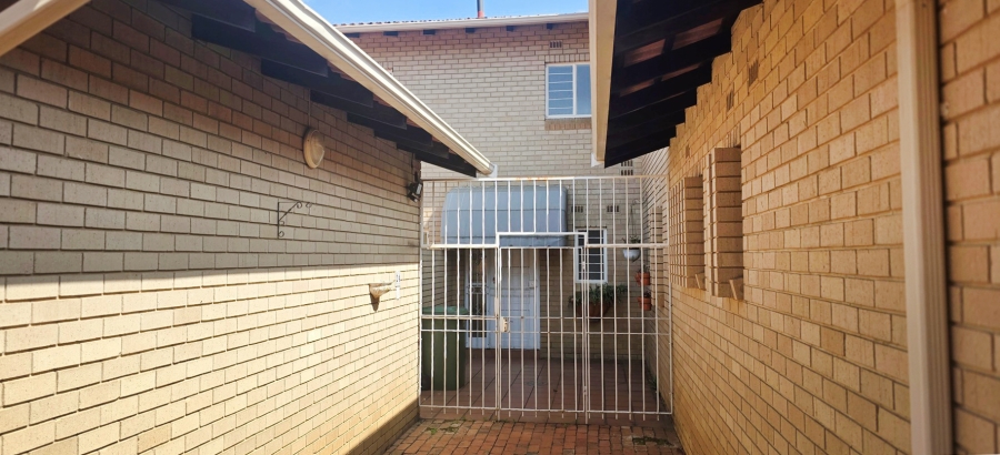 To Let 3 Bedroom Property for Rent in Morningside Gauteng
