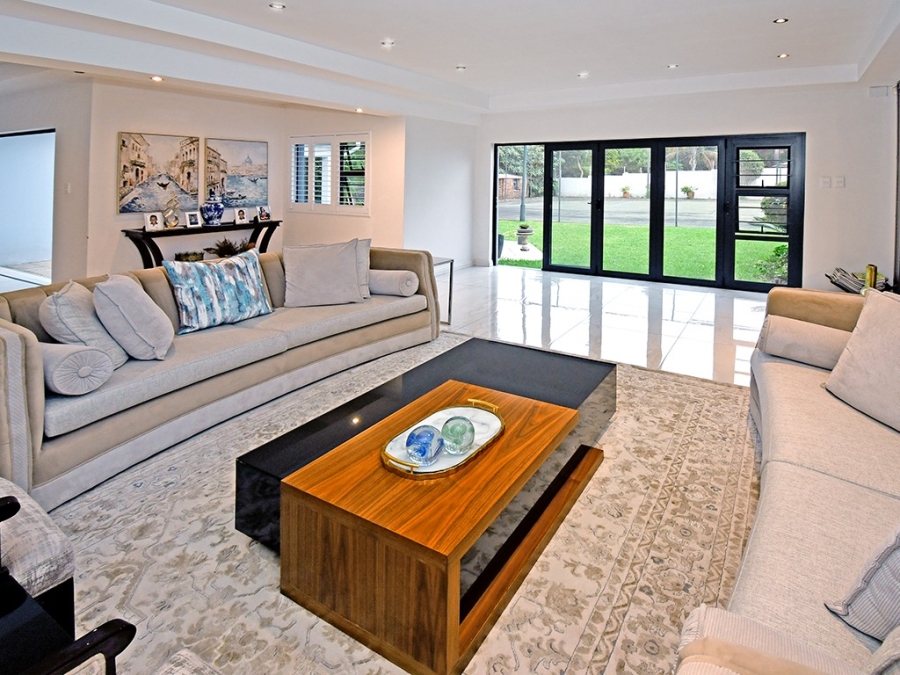 To Let 4 Bedroom Property for Rent in Bryanston Gauteng