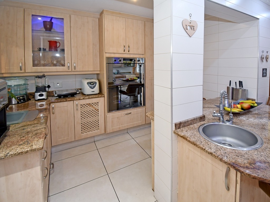 To Let 4 Bedroom Property for Rent in Bryanston Gauteng