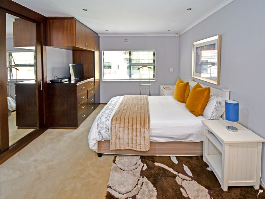 To Let 4 Bedroom Property for Rent in Bryanston Gauteng