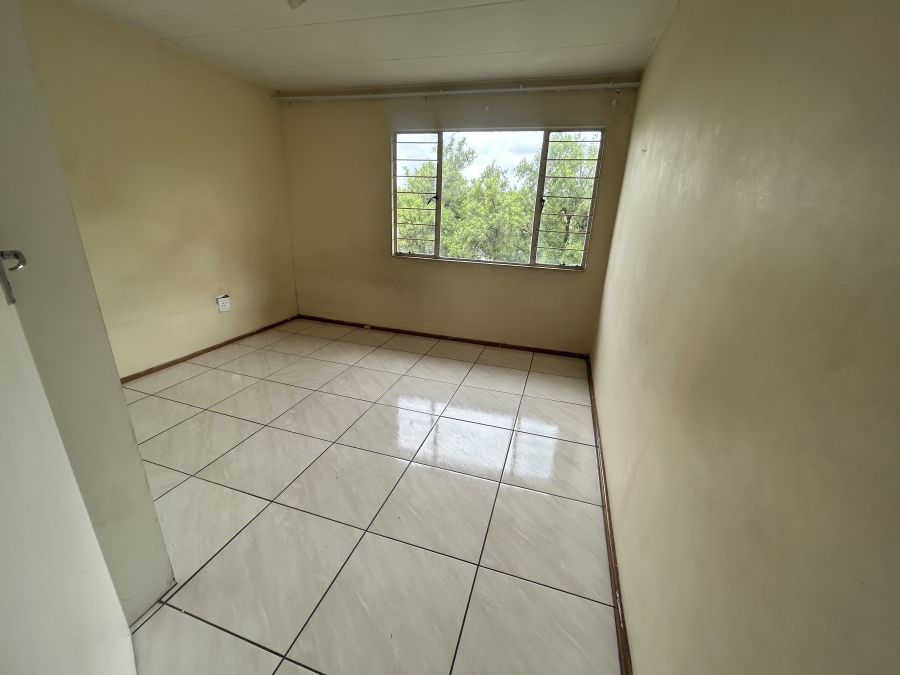 2 Bedroom Property for Sale in Vorna Valley Gauteng