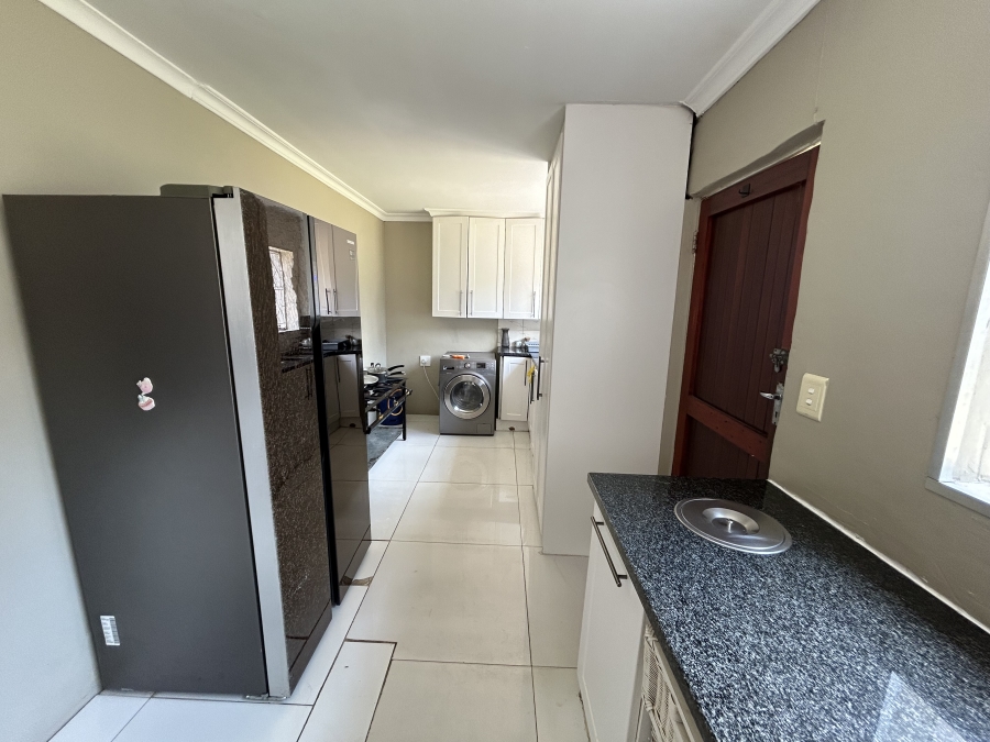 4 Bedroom Property for Sale in Vorna Valley Gauteng