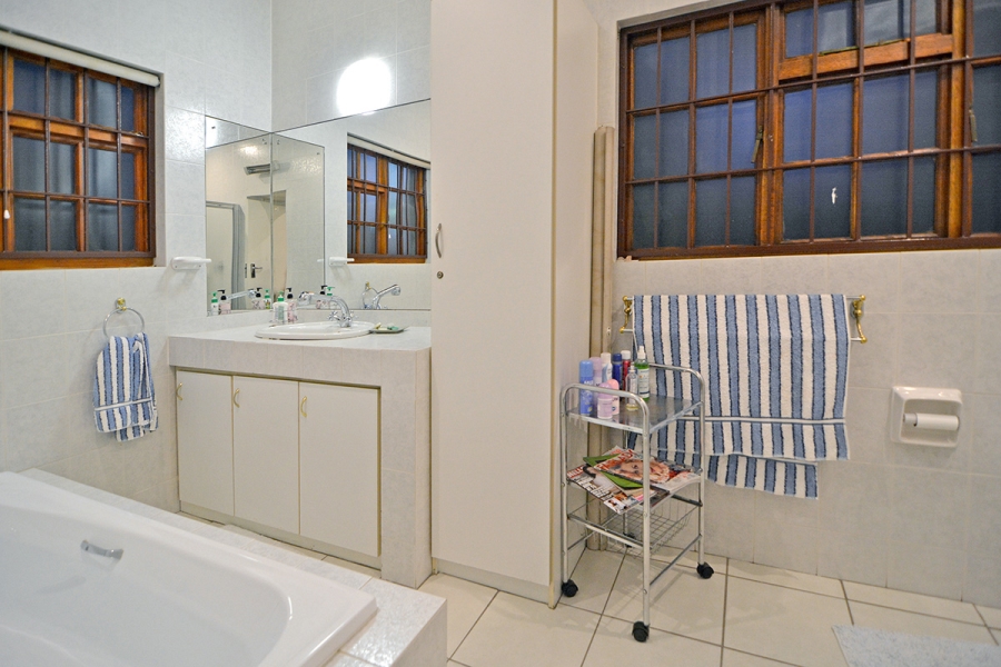 4 Bedroom Property for Sale in Bryanston Gauteng