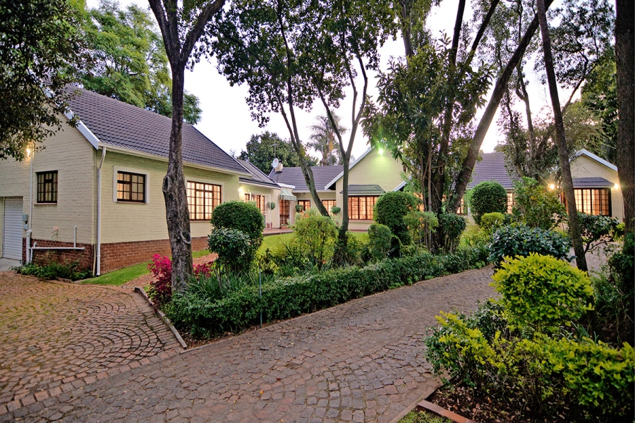 4 Bedroom Property for Sale in Bryanston Gauteng