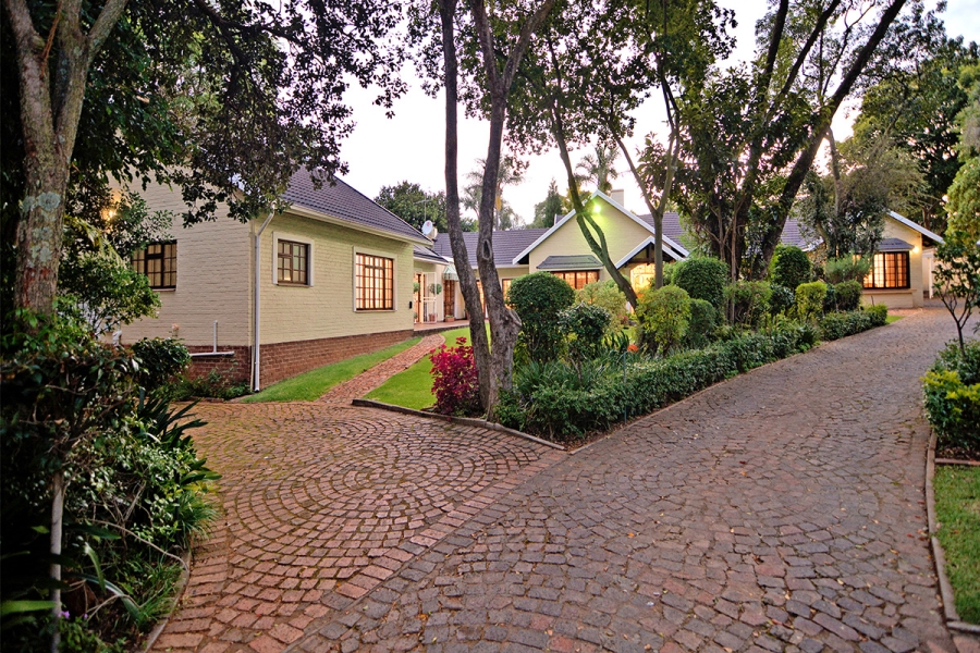 4 Bedroom Property for Sale in Bryanston Gauteng