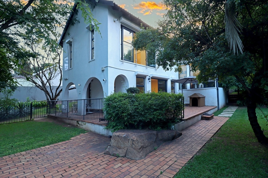 4 Bedroom Property for Sale in Bryanston Gauteng