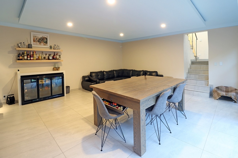 4 Bedroom Property for Sale in Bryanston Gauteng