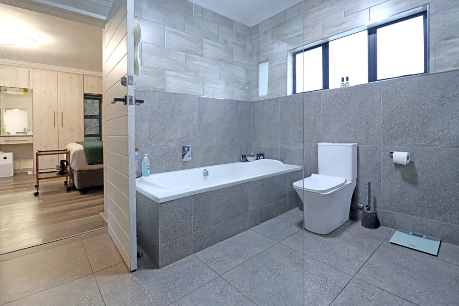 4 Bedroom Property for Sale in Bryanston Gauteng