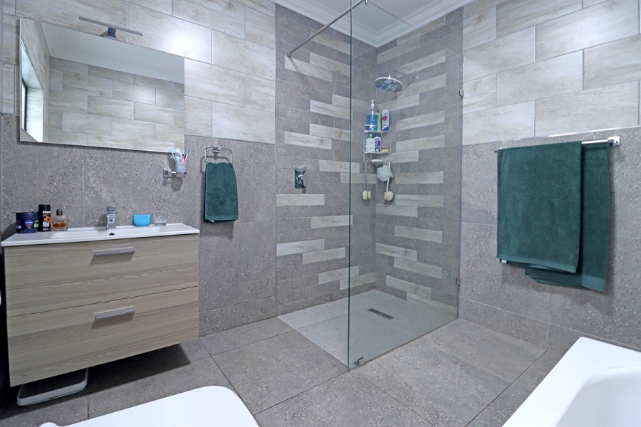 4 Bedroom Property for Sale in Bryanston Gauteng