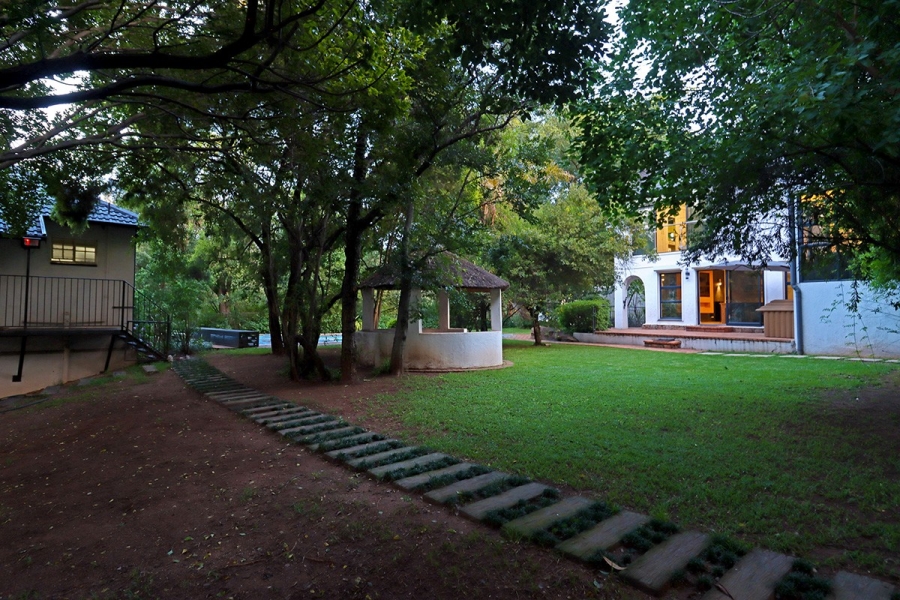 4 Bedroom Property for Sale in Bryanston Gauteng