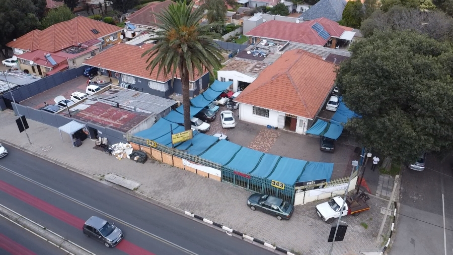 Commercial Property for Sale in Bagleyston Gauteng