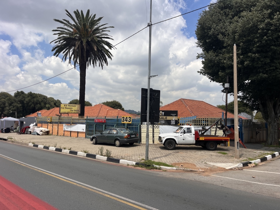 Commercial Property for Sale in Bagleyston Gauteng