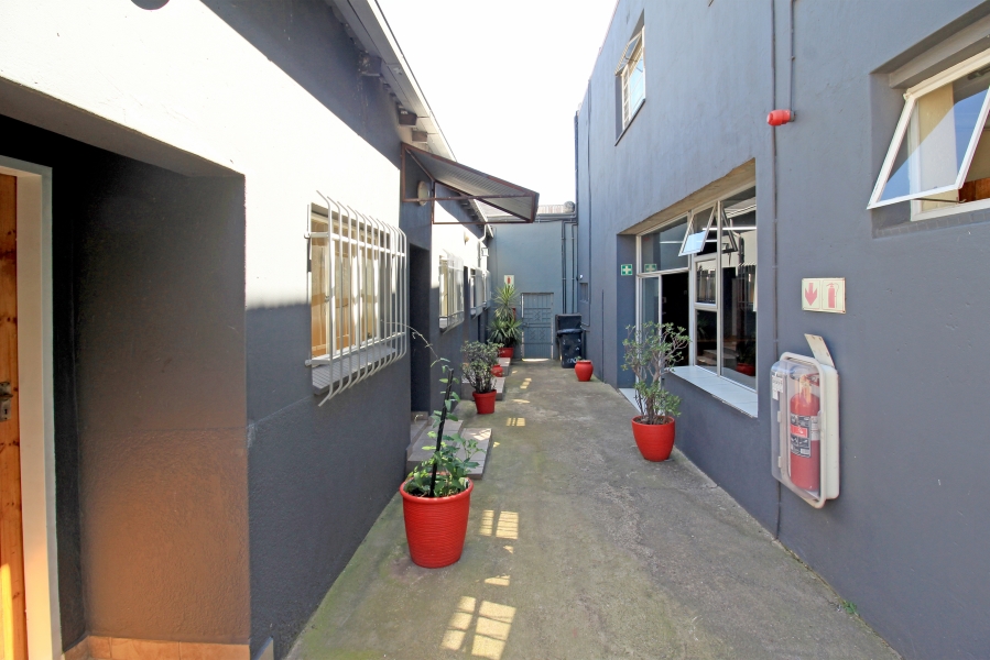 To Let 1 Bedroom Property for Rent in Brixton Gauteng