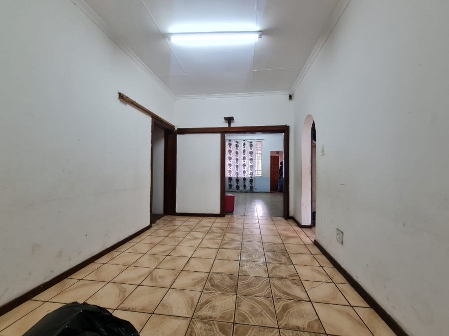 5 Bedroom Property for Sale in Bellevue East Gauteng