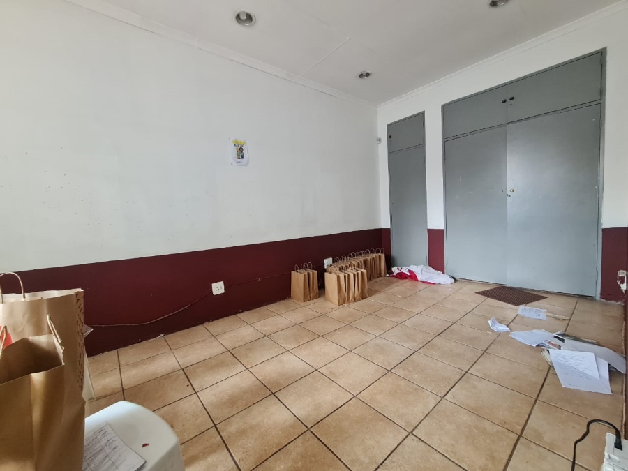 5 Bedroom Property for Sale in Bellevue East Gauteng