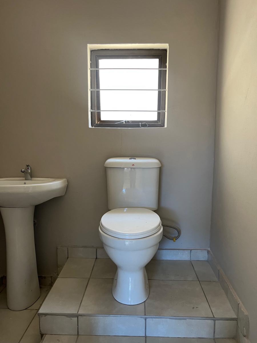 To Let 1 Bedroom Property for Rent in Primrose Gauteng