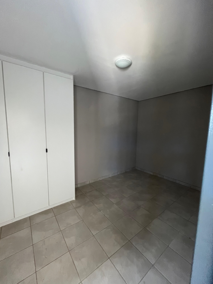 To Let 1 Bedroom Property for Rent in Primrose Gauteng