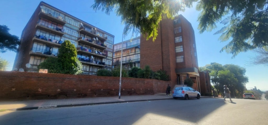 2 Bedroom Property for Sale in Yeoville Gauteng