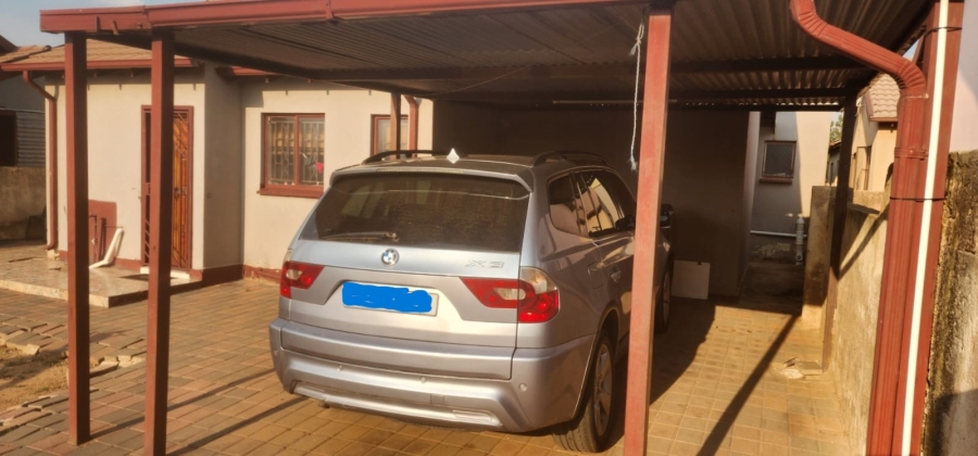 2 Bedroom Property for Sale in Soshanguve East Gauteng